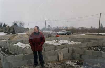 Der Obmann auf der Baustelle vom Clubhaus Febr. 1993
